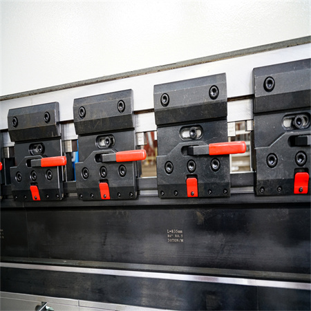 Hoogs funksionele CNC-drukrembuigmasjien met buiggereedskap